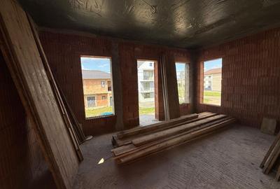 Duplex cu 4 camere cu Canalizare în Dumbrăvița - 11