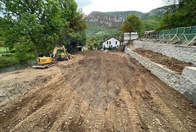 Teren Construcții intravilan de 1100 mp, în Central - 3