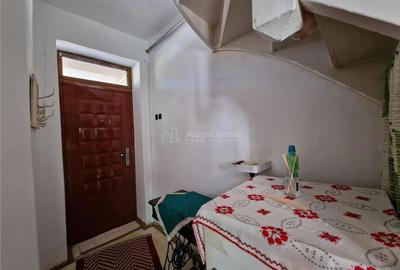 Resita Casa 5 Cam D-P-Etj.1 si Curte - 10