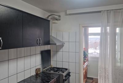 Apartament cu 2 camere decomandat în Fălticeni - 2