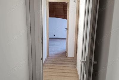 Casă cu 6 camere cu Teren 500 Mp în Păun - 7