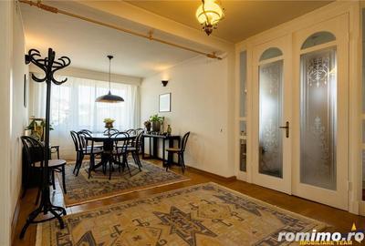 Apartament cu 4 camere decomandat în Central - 16