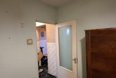 Apartament 3 camere decomandat Micro 18 - 9