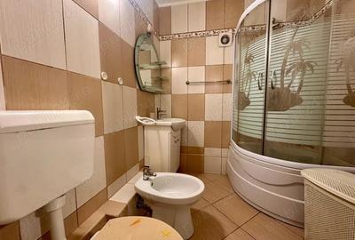 Apartament cu 2 camere decomandat în Central - 3