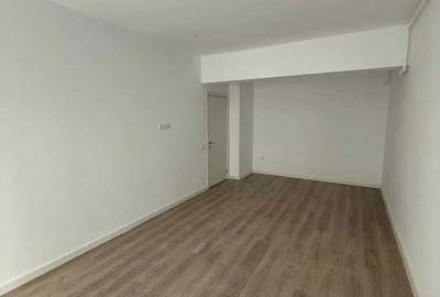 Spațiu comercial, de 60 mp, în Nord - 5