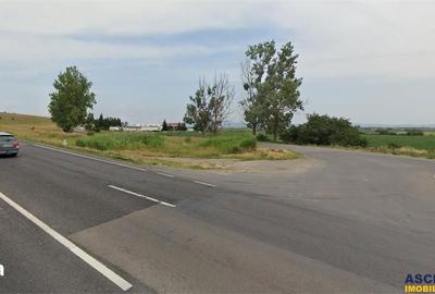 Teren de 22500 mp, în Central - 3