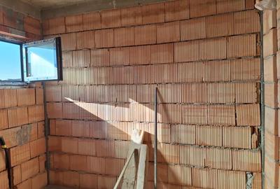 Casa semifinisata de vanzare in Sannicoara, 120 mp., 195000 Eur - 14