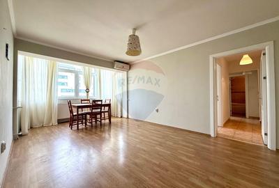 Apartament cu 3 camere de vanzare si boxa Tomis Nord CAMPUS Constanta
