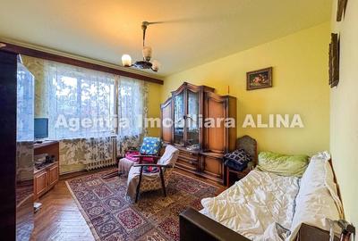 Apartament cu 4 camere decomandat în Liliacului - 4