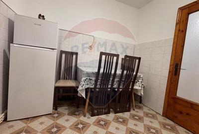 Apartament cu 3 camere decomandat, mobilat în Inel I - 12