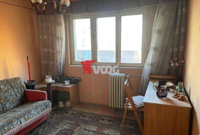 Apartament cu 3 camere semidecomandat în Complex Studențesc - 6