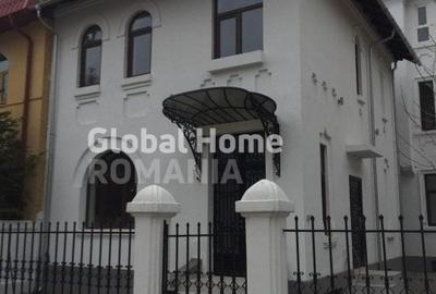 Premium Villa | Kiselefff - Docentilor | Demisol + Parter + 3 Etaje + Mansarda - 2