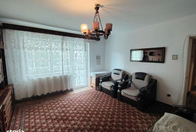 Apartament cu 3 camere în Micro 4 - 7