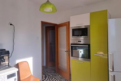Apartament cu 4 camere decomandat în Dâmbu Pietros - 6