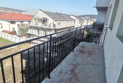 Vand ap 3 cam Floresti zona Urusagului 70 mp 87900 eur neg et 2 4 - 5