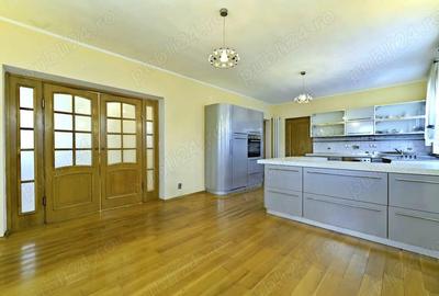 Vanzare vila 6 camere 264mp + garaj + garsoniera separata + 1490mp Centru Snagov Ilfov Nufarului 50A - 4