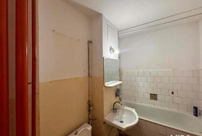 Apartament cu 3 camere decomandat în Central - 1