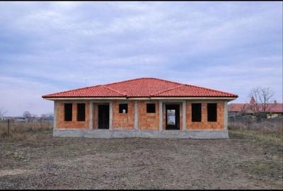 Casă cu 2 camere în Șandra - 4