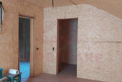 Casă cu 3 camere cu Teren 563 Mp în Rusca - 12