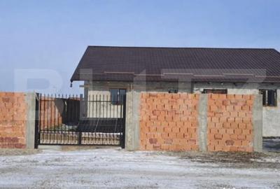 Casă cu 4 camere cu Teren 534 Mp în Bod - 1