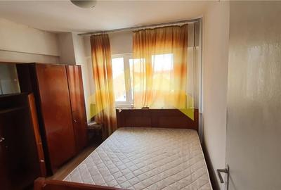 Apartament de vanzare 2 camere orasul Sebis - 2
