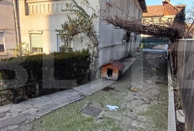 Exclusivitate!!  Casa  5 camere, 200 mp, zona-centrala-strada  1 Decembrie - 1