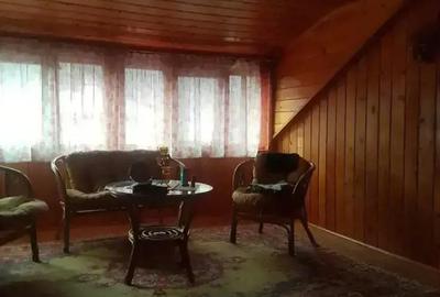 Casă cu 7 camere cu Teren 300 Mp în Lepșa - 5