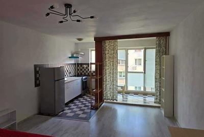 Garsonieră decomandată în Central - 5