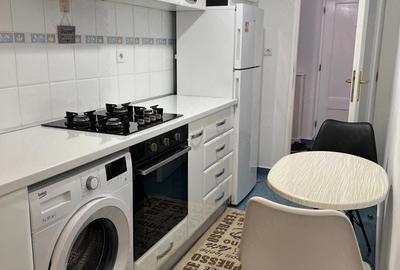 Apartament cu 3 camere decomandat în Central - 1