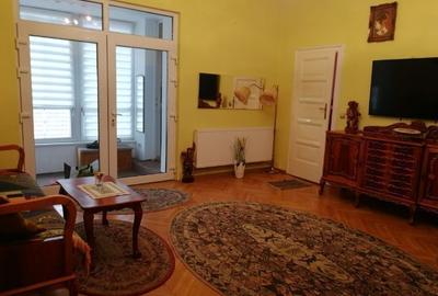 Apartament  de vânzare + garsonieră - 2