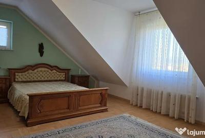 Casă cu 5 camere cu Teren 665 Mp în Progresul - 12