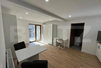 Casă cu 4 camere cu Teren 380 Mp în Central - 3