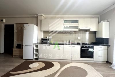 Apartament cu 2 camere semidecomandat, mobilat în Florești