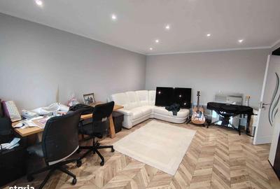Apartament cu 2 camere decomandat în Micro 3 - 11