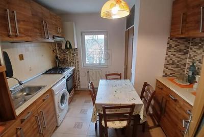 Apartament cu 3 camere semidecomandat în Dâmbovița - 4