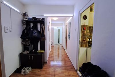 Tomis Nord - Ciresica 3 camere decomandate Parter ideal de locuit / sediu firma. - 9
