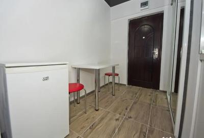 Garsonieră decomandată în Țiglina 1 - 7