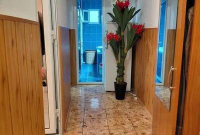 Apartament cu 2 camere decomandat în Micro 14 - 7