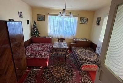 Casă cu 3 camere în Căpud - 1