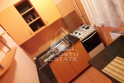 Garsonieră semidecomandată în Lipovei