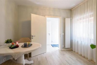 Resedinta cu:foisor,2 garaje, crama tip restaurant+garsoniera lux ... - 28