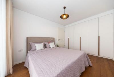 Apartament cu 4 camere decomandat, mobilat în Tractorul - 5