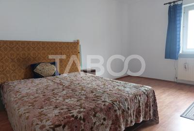 Duplex cu 3 camere cu Canalizare în Lupeni - 4