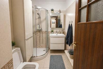 Apartament cu 4 camere decomandat în Central - 10