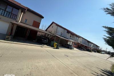 Casă cu 4 camere cu Teren 245 Mp în Central - 1