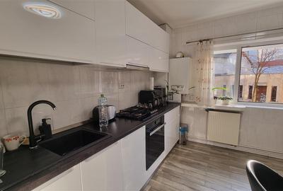 Apartament cu 3 camere decomandat în Răcădău - 8