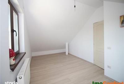 Casă cu 4 camere cu Teren 1464 Mp în Horlești - 2