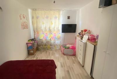 Apartament cu 3 camere decomandat în Aleea Trandafirilor - 1