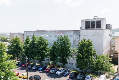 Spatiu Industrial de Vanzare 4,623mp, Husi -  Zona Industriala E581 - 3