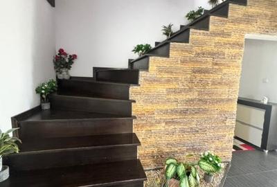 Casă individuală cu 7 camere cu Canalizare în Aeroport - 7